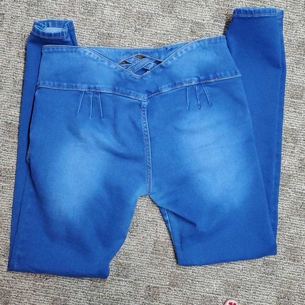 ❤Jeans❤ - Picture 2 of 3